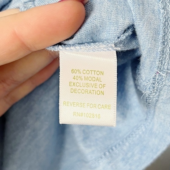 Garnet Hill Women’s Floral Embroidered V-Neck 3/4 Sleeve Tee Light Blue Large - Picture 7 of 9